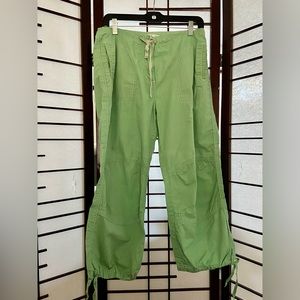 Tara Green Khaki Capri Sz. M